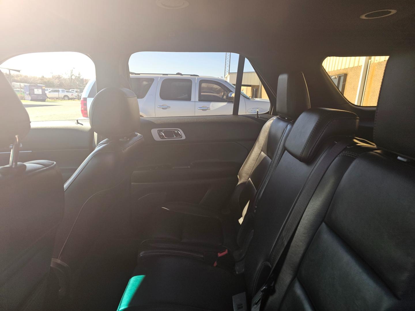 2013 GREEN /BLACK FORD EXPLORER XLT 4WD (1FM5K8D80DG) with an 3.5L V6 DOHC 24V engine, 6-SPEED AUTOMATIC transmission, located at 533 S Seven Points BLVD, Seven Points, TX, 75143, (430) 255-4030, 32.313999, -96.209351 - Photo#5